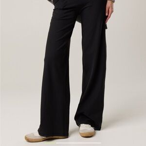 Aerie Black Wide-Leg Women's Pants